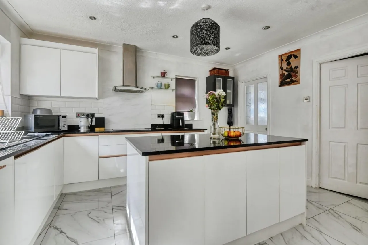 Gleneagles, Tamworth, B77, photo 6