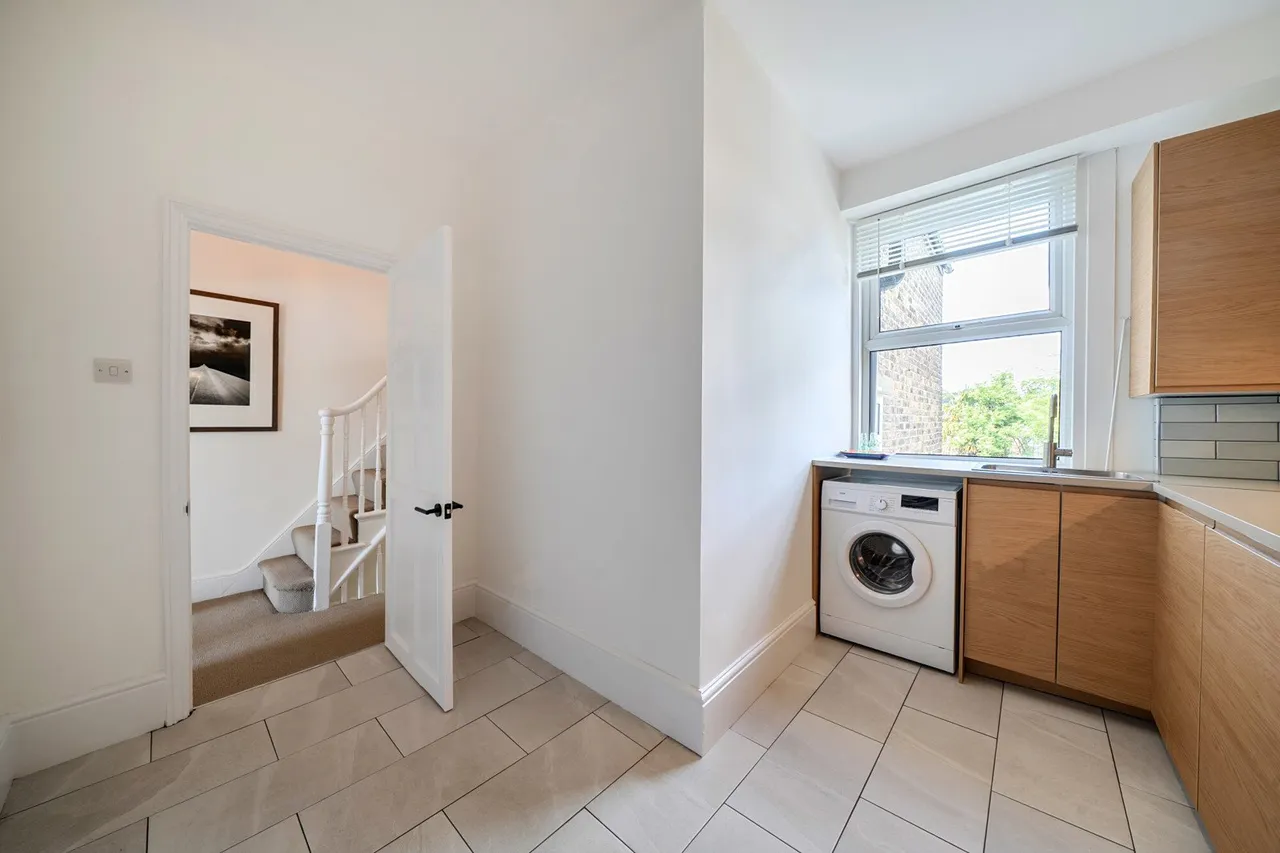 Friern Road, SE22, photo 5