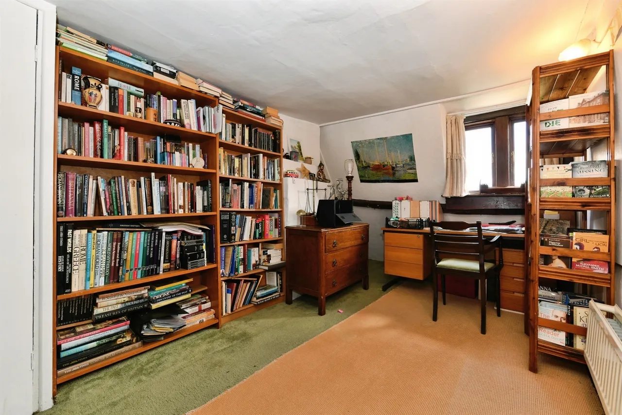 The Causeway, Chippenham, SN15, photo 17