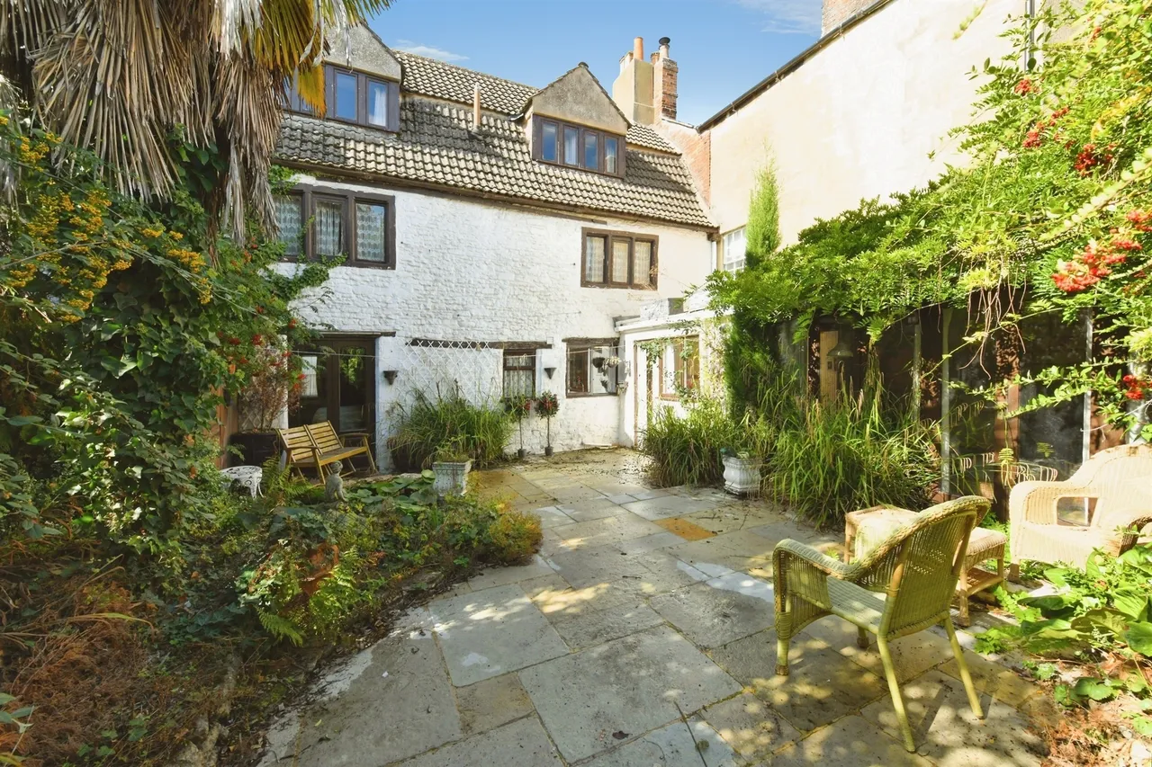The Causeway, Chippenham, SN15, photo 20