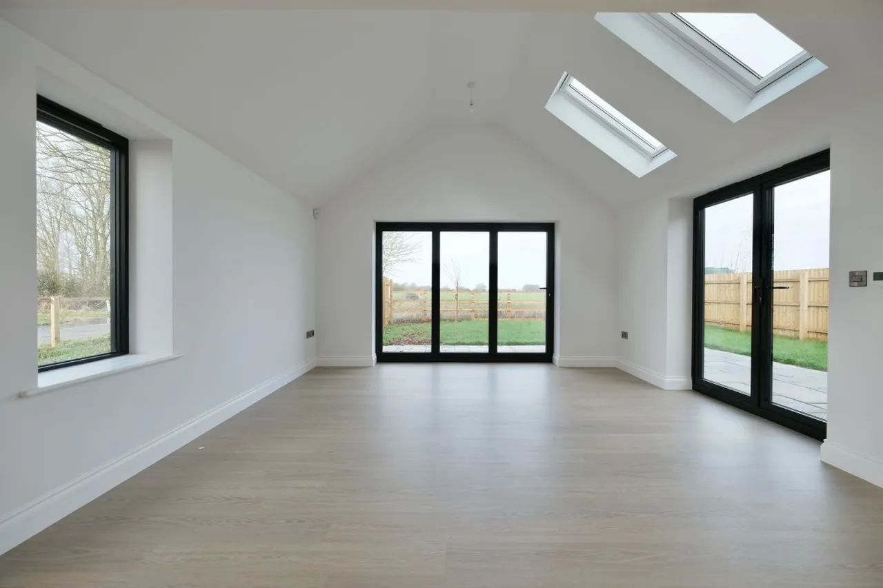 Manor Farm, Wennington, PE28, photo 2