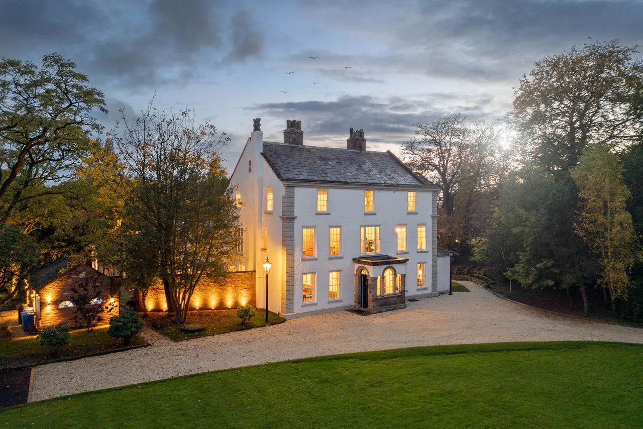 10 bed house for sale — Moore Hall Hobb Lane, Moore, Warrington, Warrington, WA4 5QS