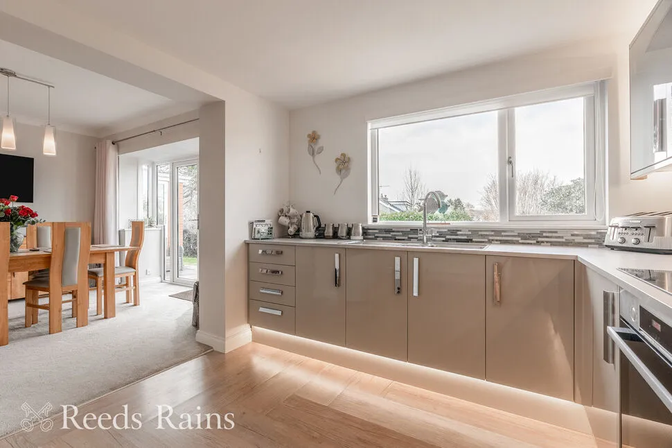 Townfield Avenue, Burnley, Lancashire, BB10, photo 8