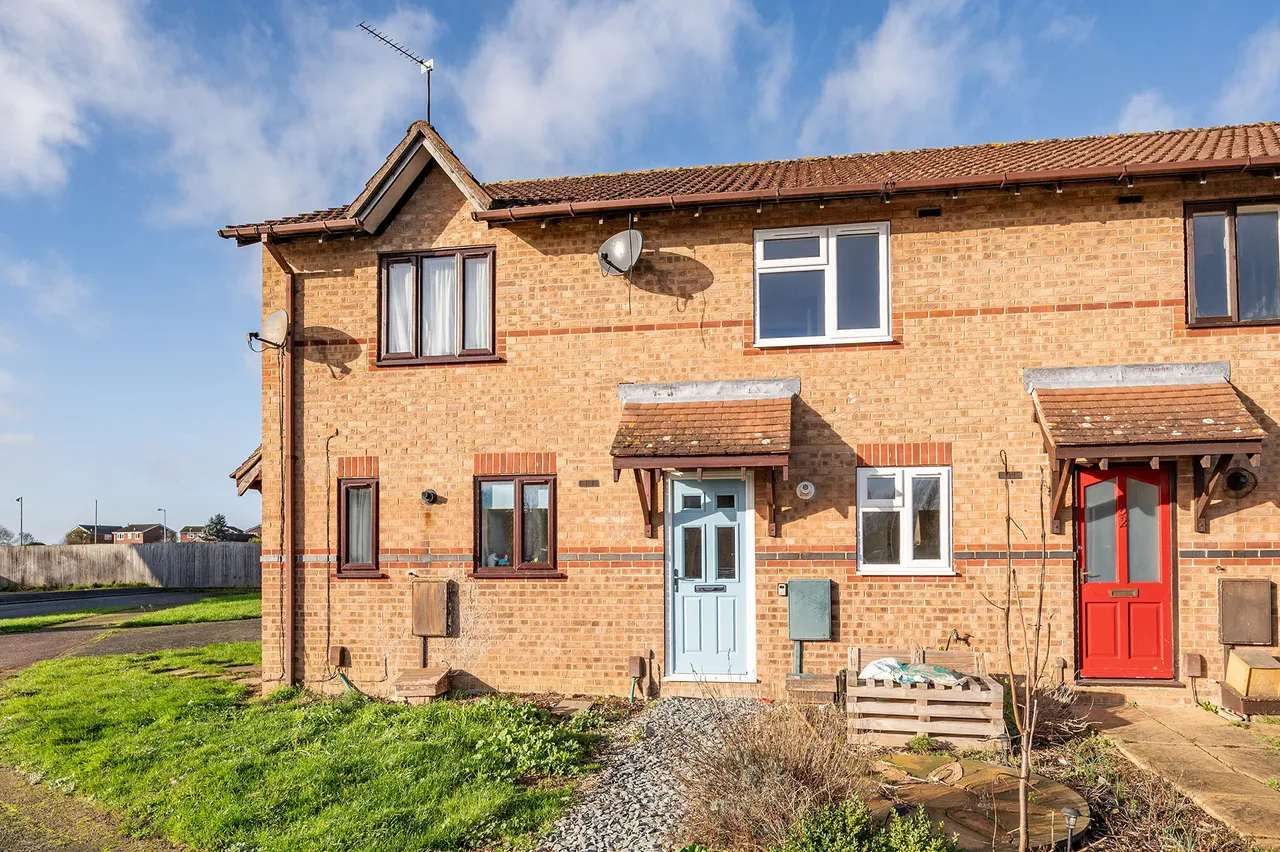 2 bed house for sale, Sycamore Drive, Kettering, NN14