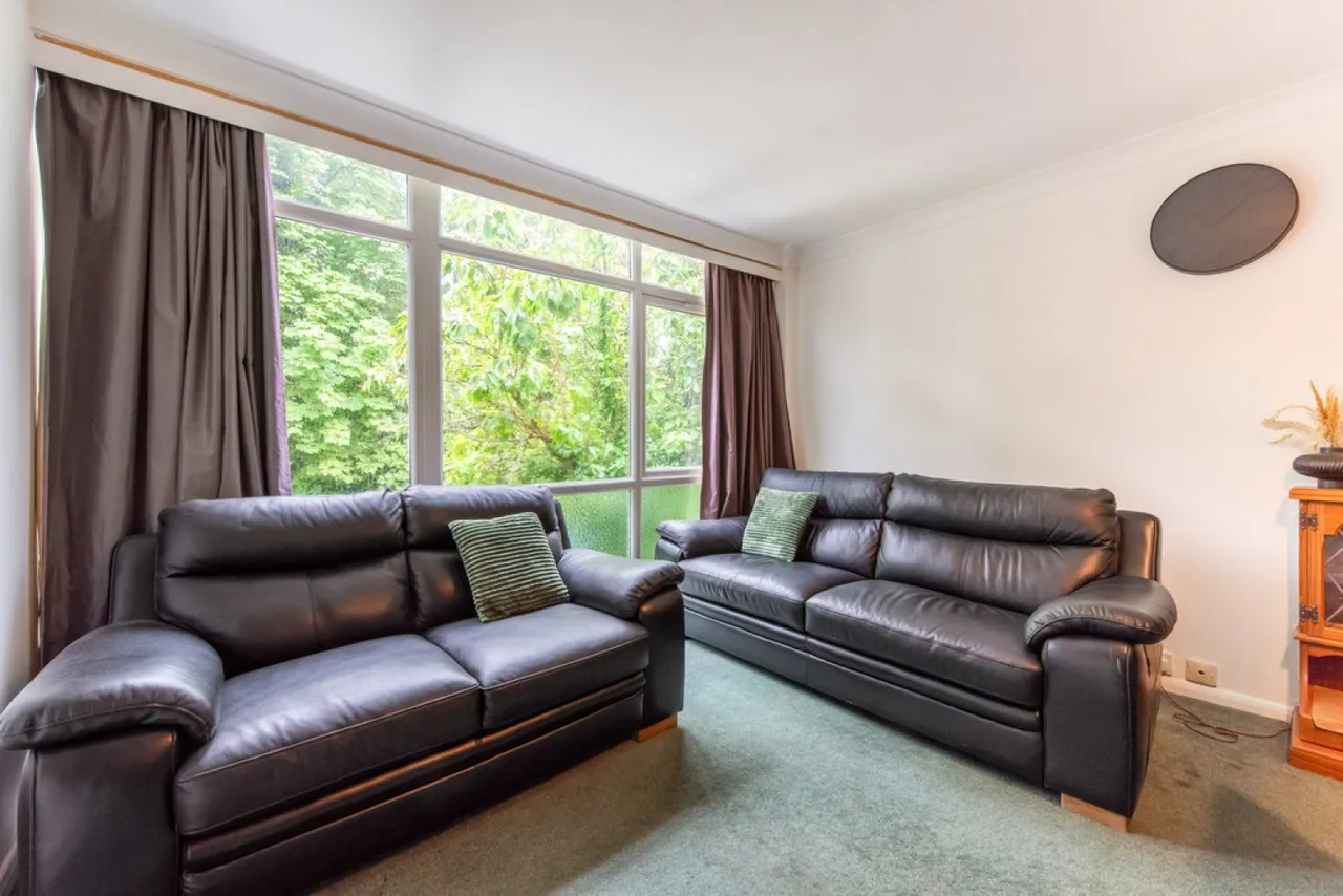 Sparkford Close, Winchester, photo 3