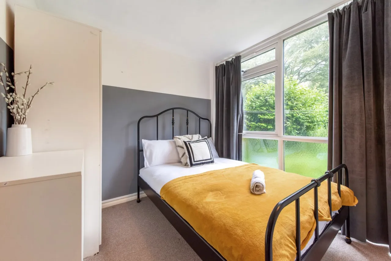 Sparkford Close, Winchester, photo 10