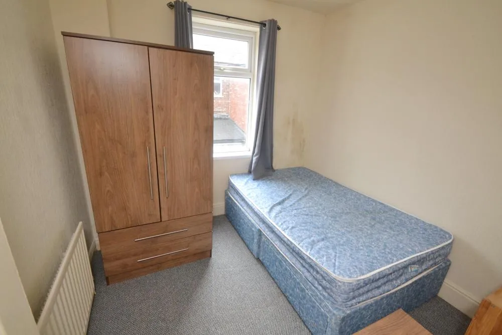 Milnthorpe Street, Salford, M6, photo 6