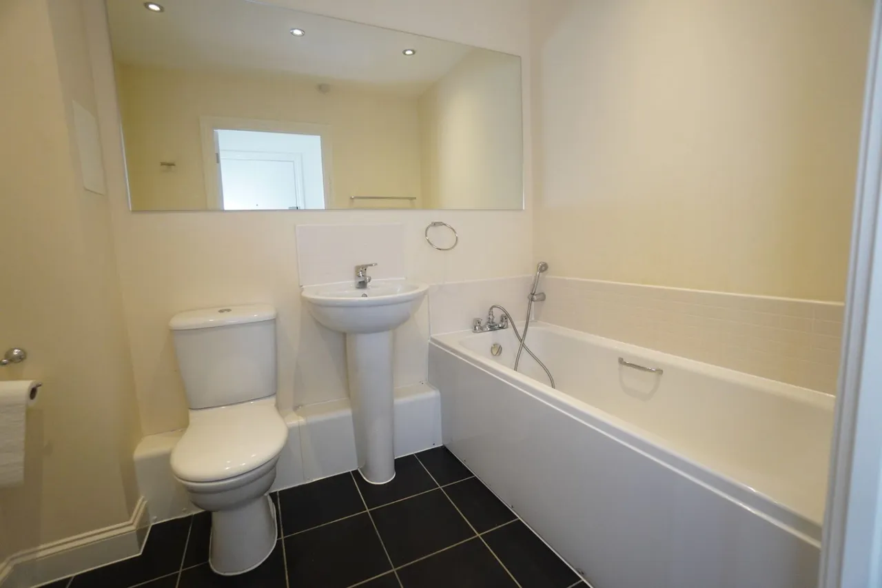 John North Close, High Wycombe, HP11, photo 8