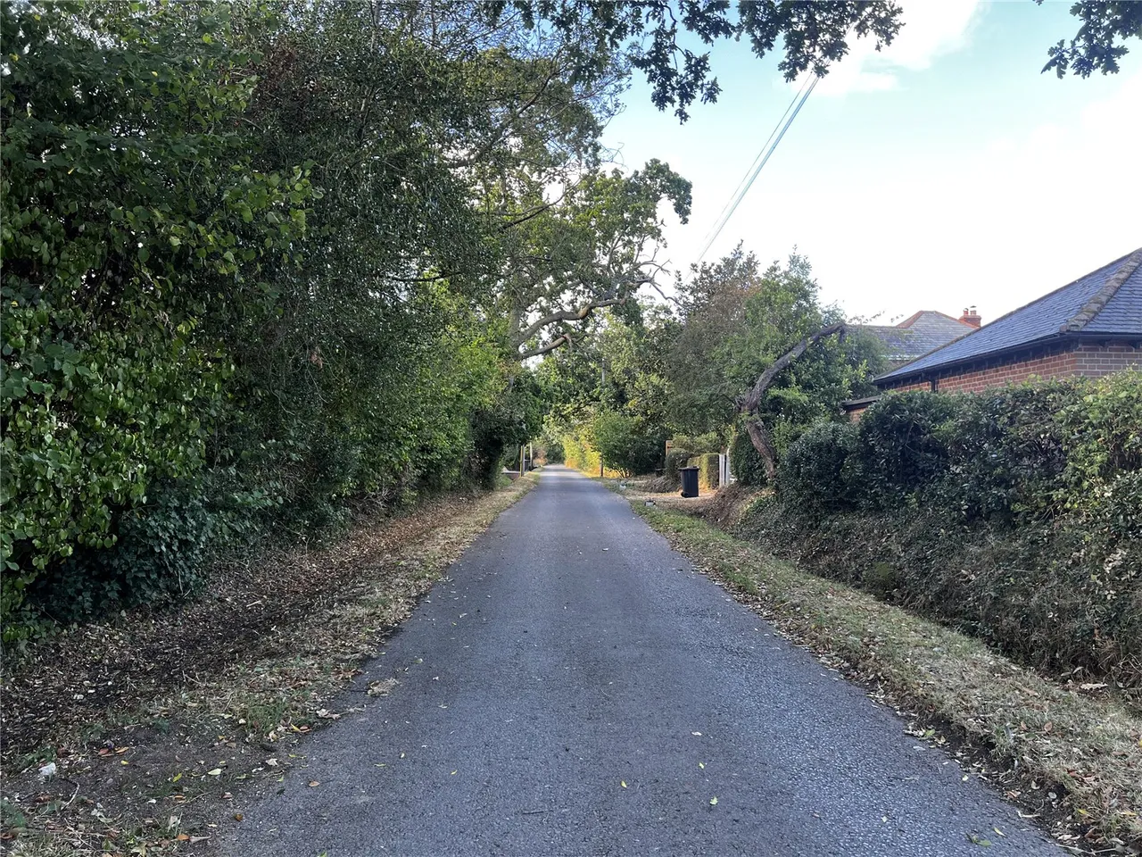 Yaldhurst Lane, Pennington, Lymington, Hampshire, SO41 8HD, photo 4