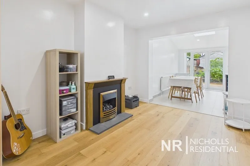 Beechcroft Road, Chessington, KT9, photo 6