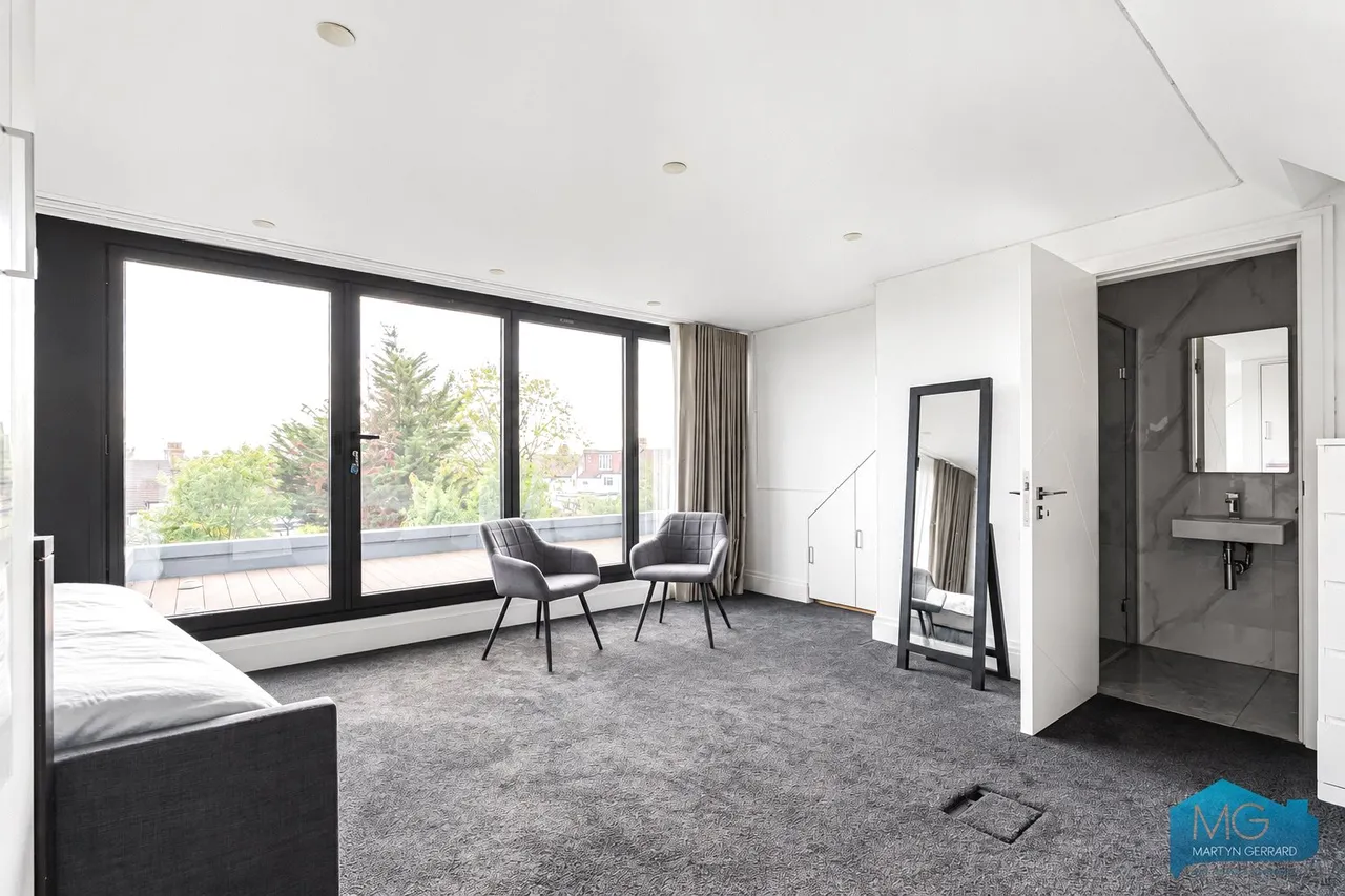 Elliot Road, London, NW4, photo 18