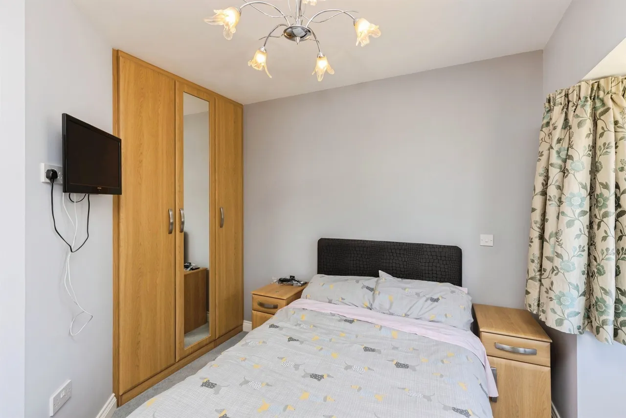 Broadgate, Ossett, photo 8