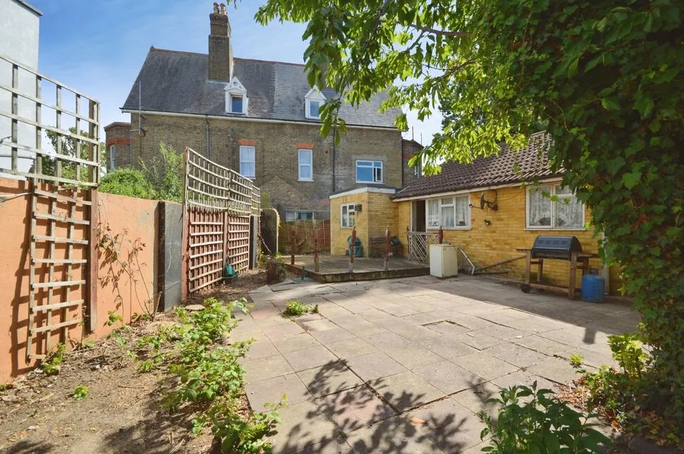Layton Road, Hounslow, Middlesex, TW3, photo 8