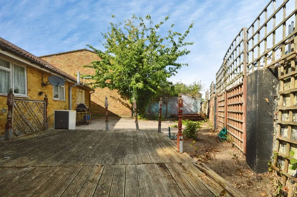 Layton Road, Hounslow, Middlesex, TW3, photo 6