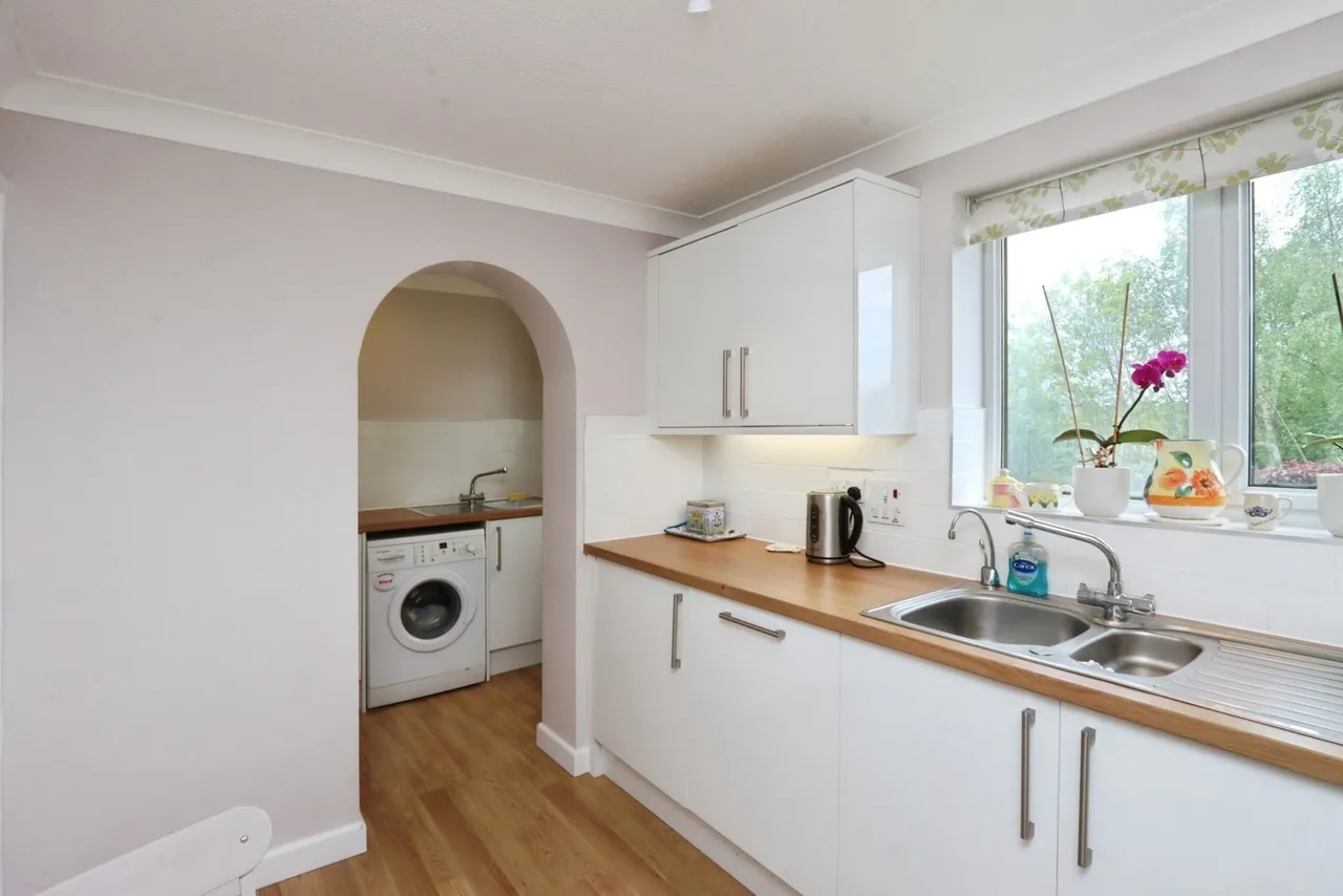 Cruck Close, Dronfield Woodhouse, Dronfield, Derbyshire, S18, photo 8