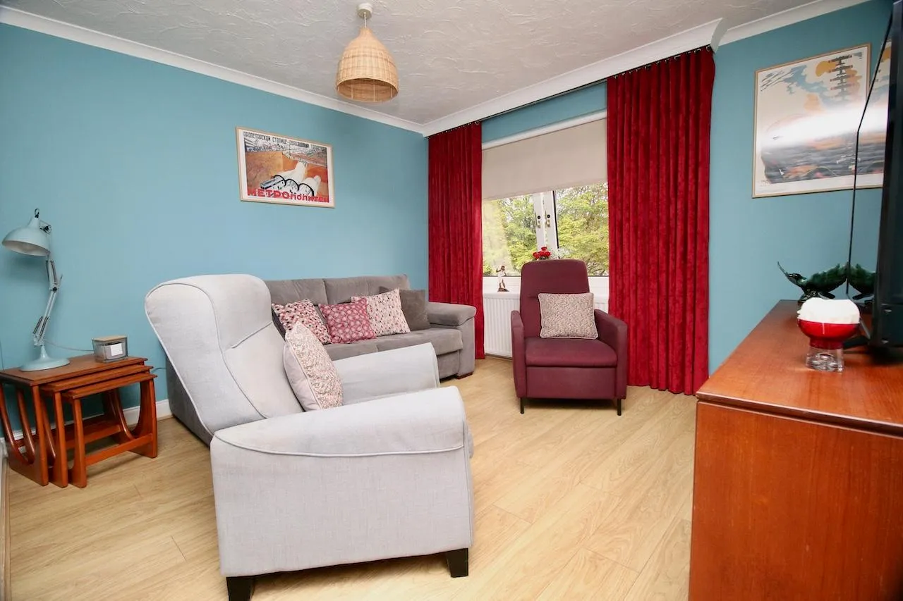 Craigelvan Place, Cumbenauld, G67 4RW, photo 2