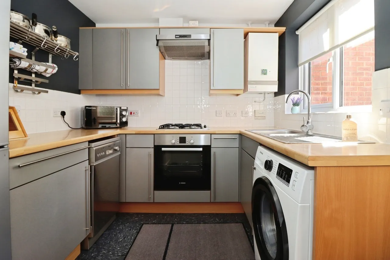 Elizabeth Way, Mangotsfield, Bristol, BS16, photo 15