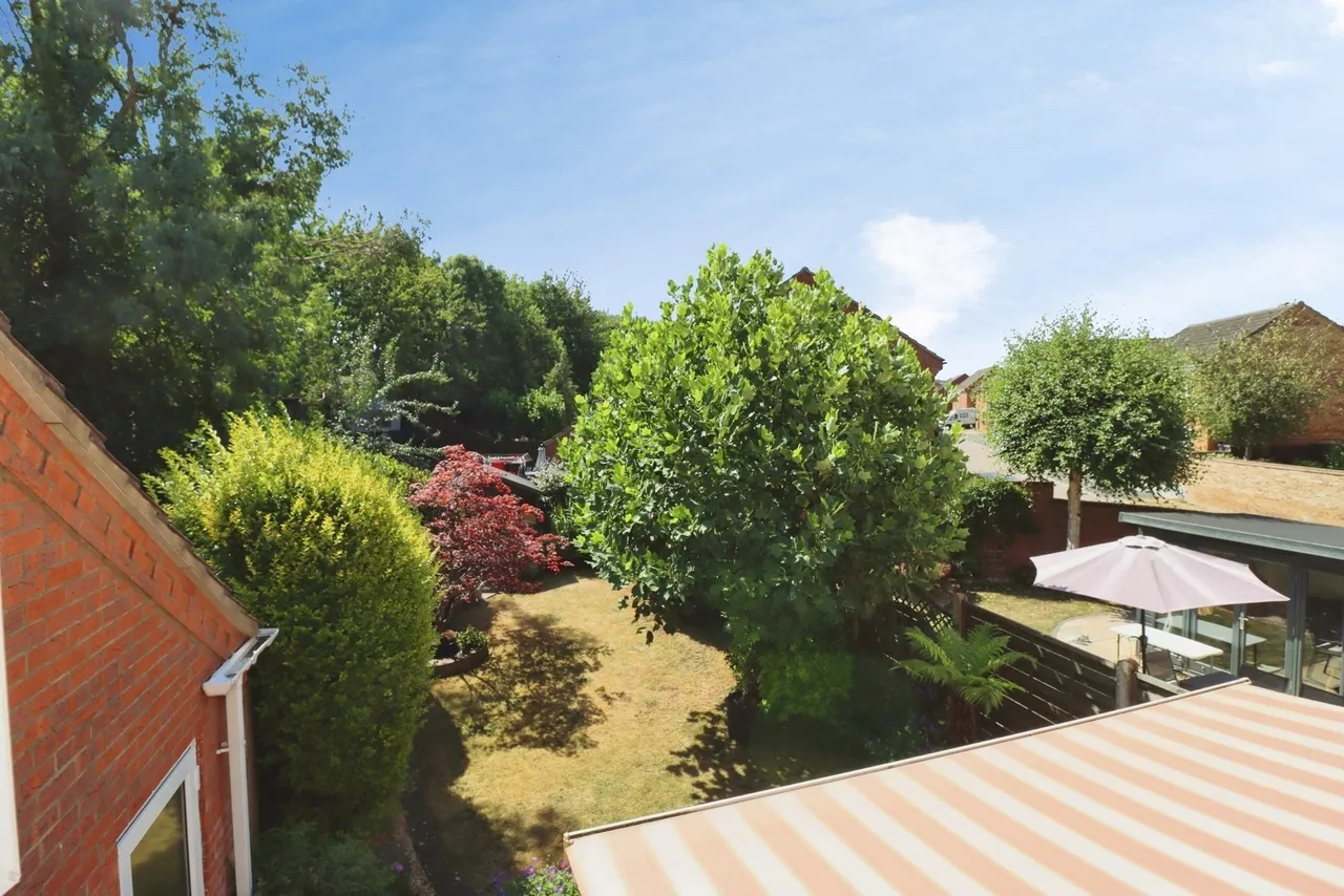 Elizabeth Way, Mangotsfield, Bristol, BS16, photo 13