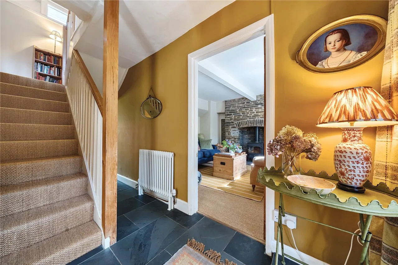 A charming 3 bedroomed detached cottage located in this pretty rural hamlet enjoying a landscaped garden with vegetable, photo 2