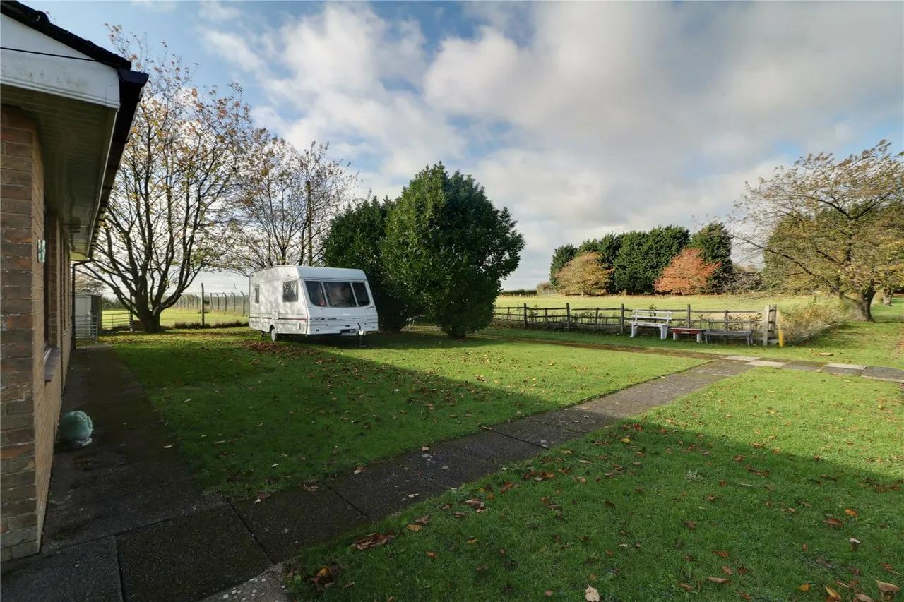 Middlegate Lane, Elsham Wolds, DN20, photo 17