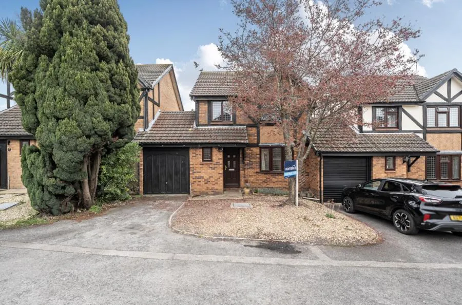 3 bed house for sale, Measham Way, Lower Earley, RG6