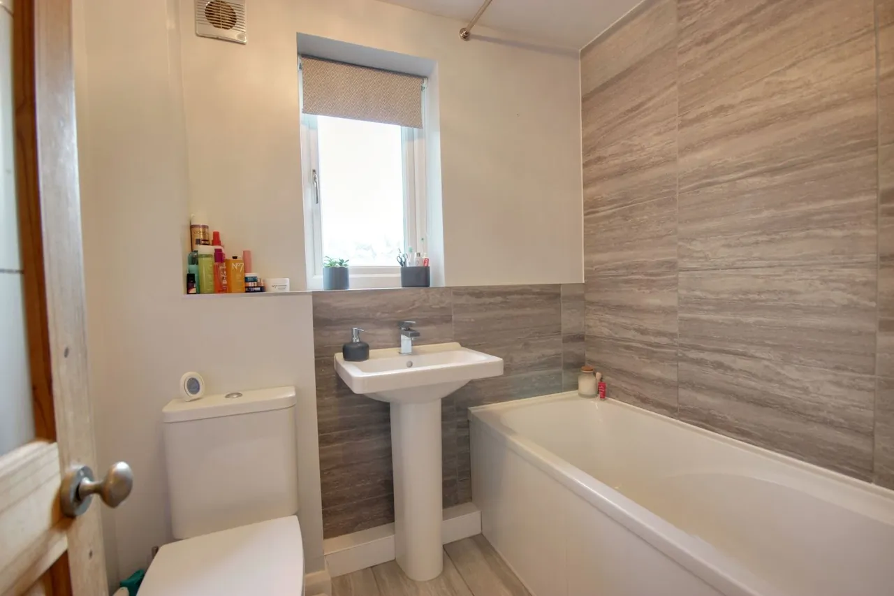 Chester Avenue, Beverley, HU17, photo 15
