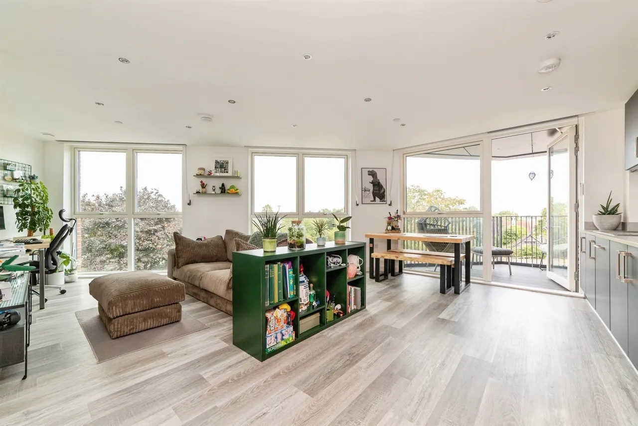 1 bed flat for sale — Wellfield Road, Hatfield