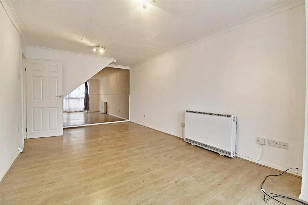 Hollybush Hill, Snaresbrook, E11, photo 13