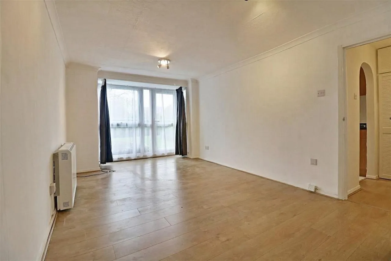 Hollybush Hill, Snaresbrook, E11, photo 11