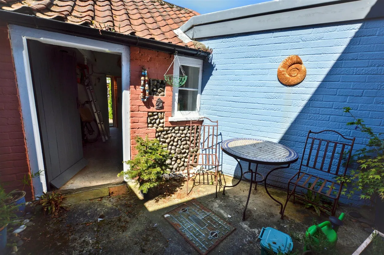 Church Street, Weybourne, NR25, photo 15
