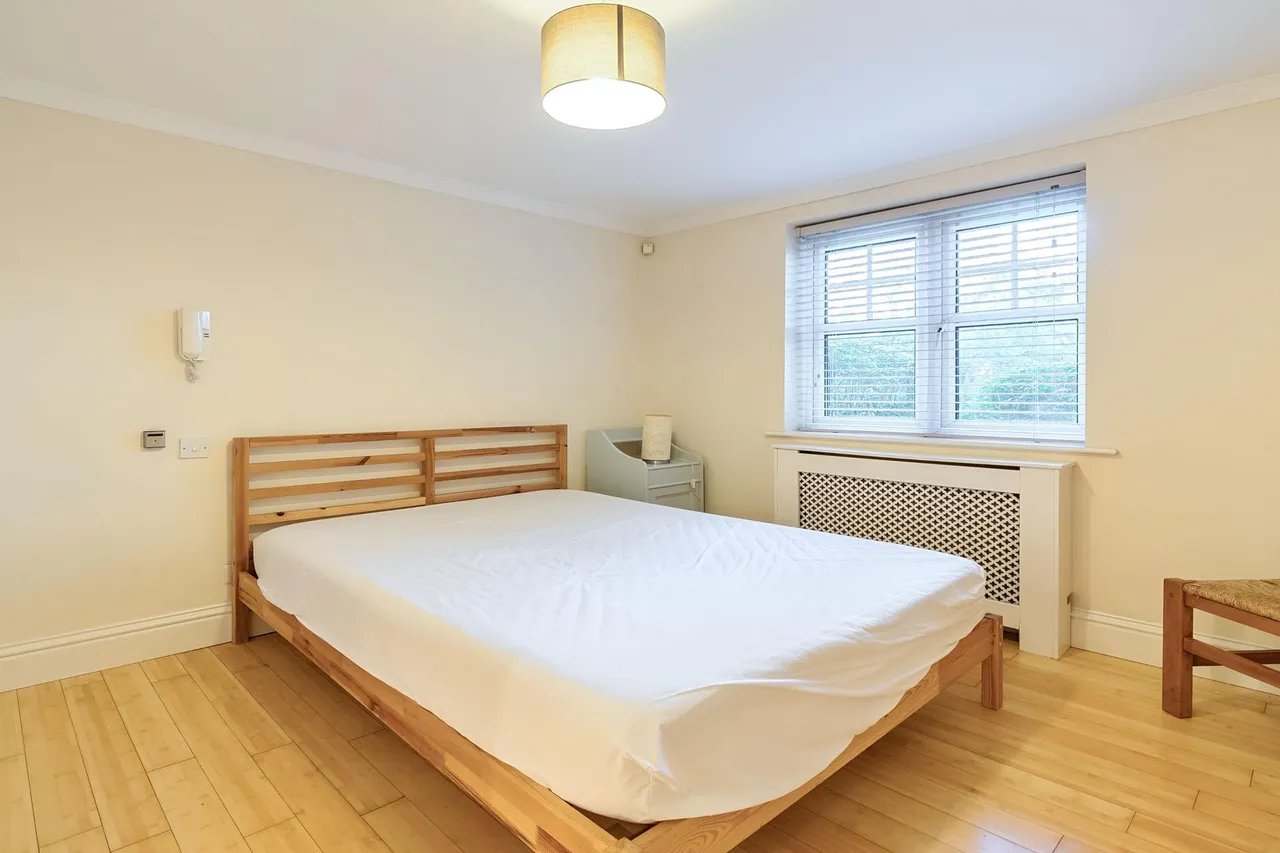 Harrow Lane, Maidenhead, SL6, photo 6