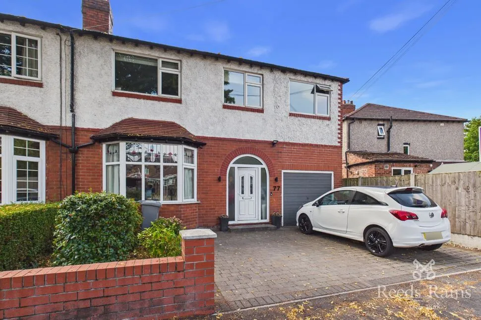 South Grove, Sale, M33, photo 22
