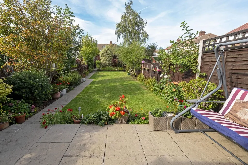Earlshall Road, London, SE9, photo 10