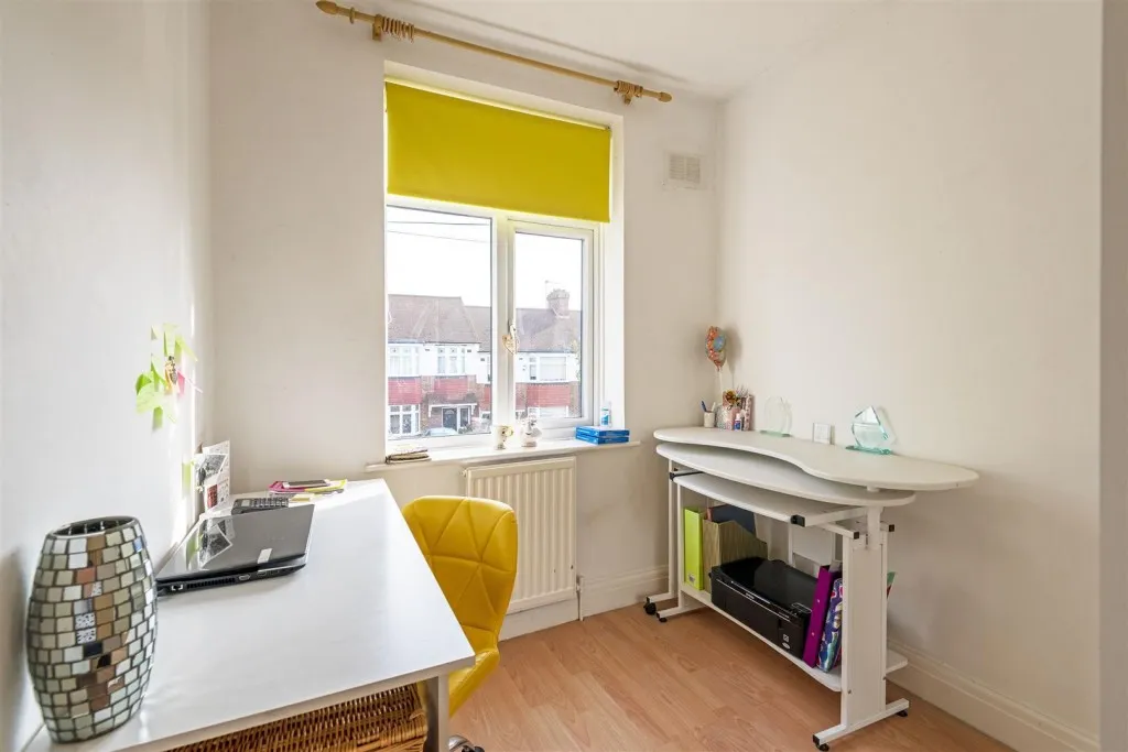 Earlshall Road, London, SE9, photo 8