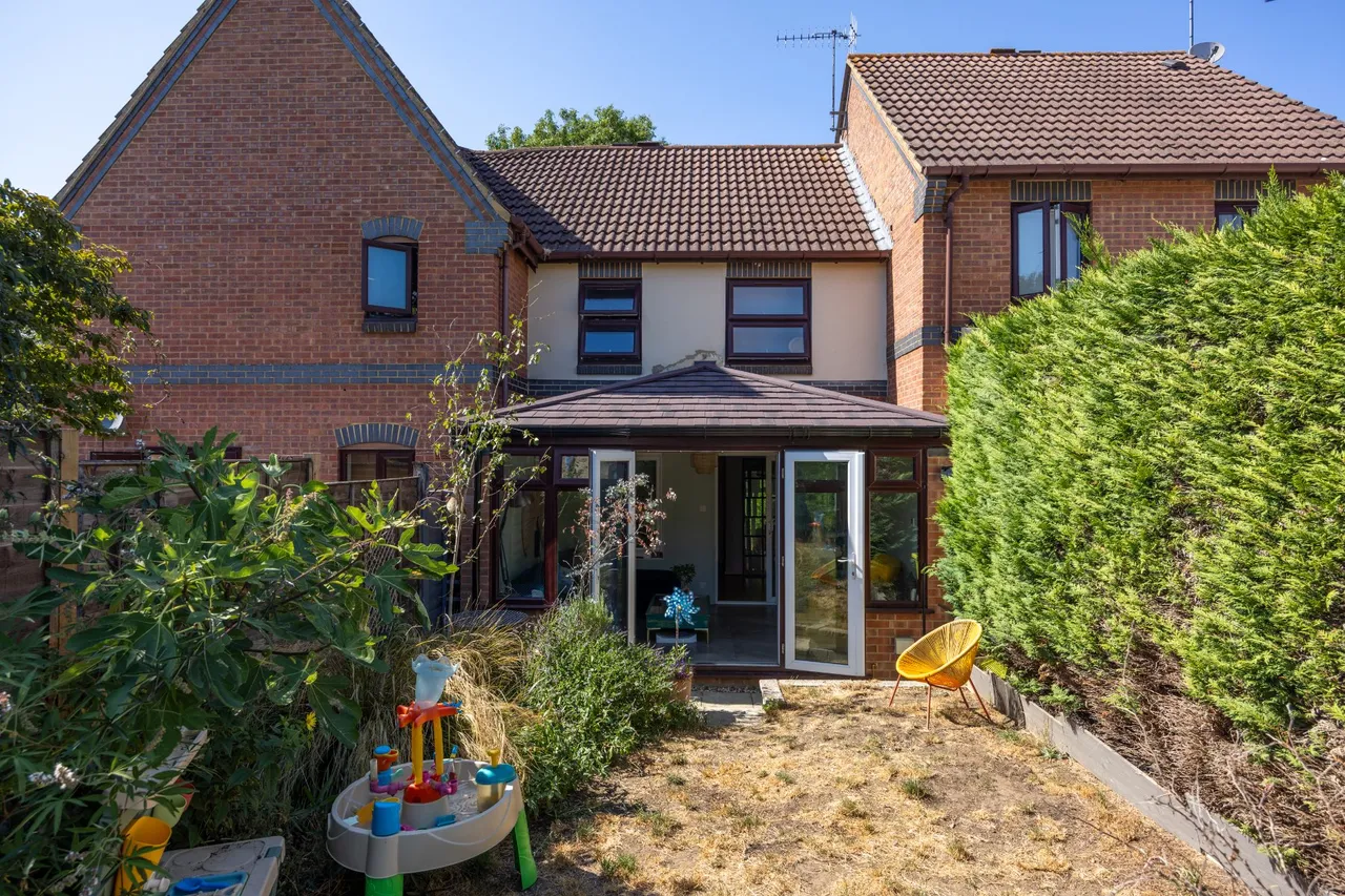 Dairymans Walk, Guildford, GU4, photo 16