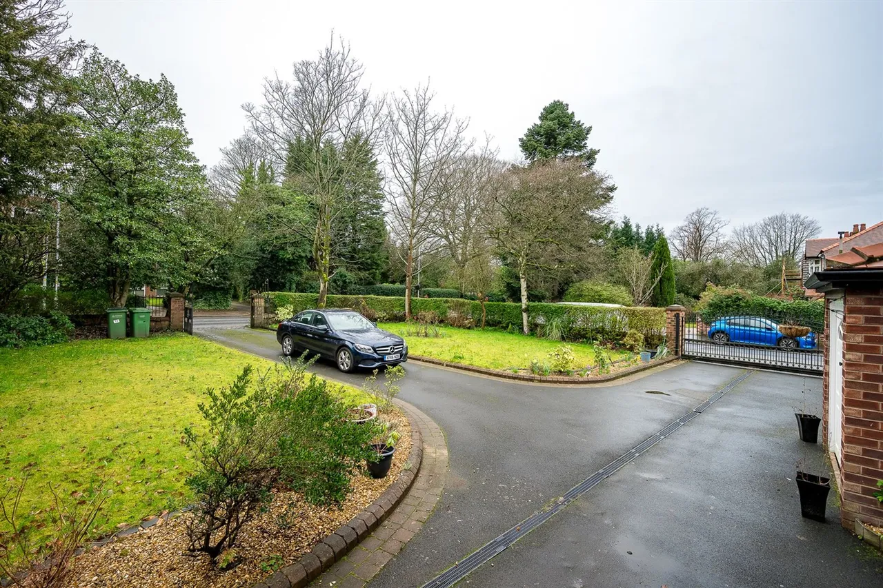 Mauldeth Road, Stockport, photo 2