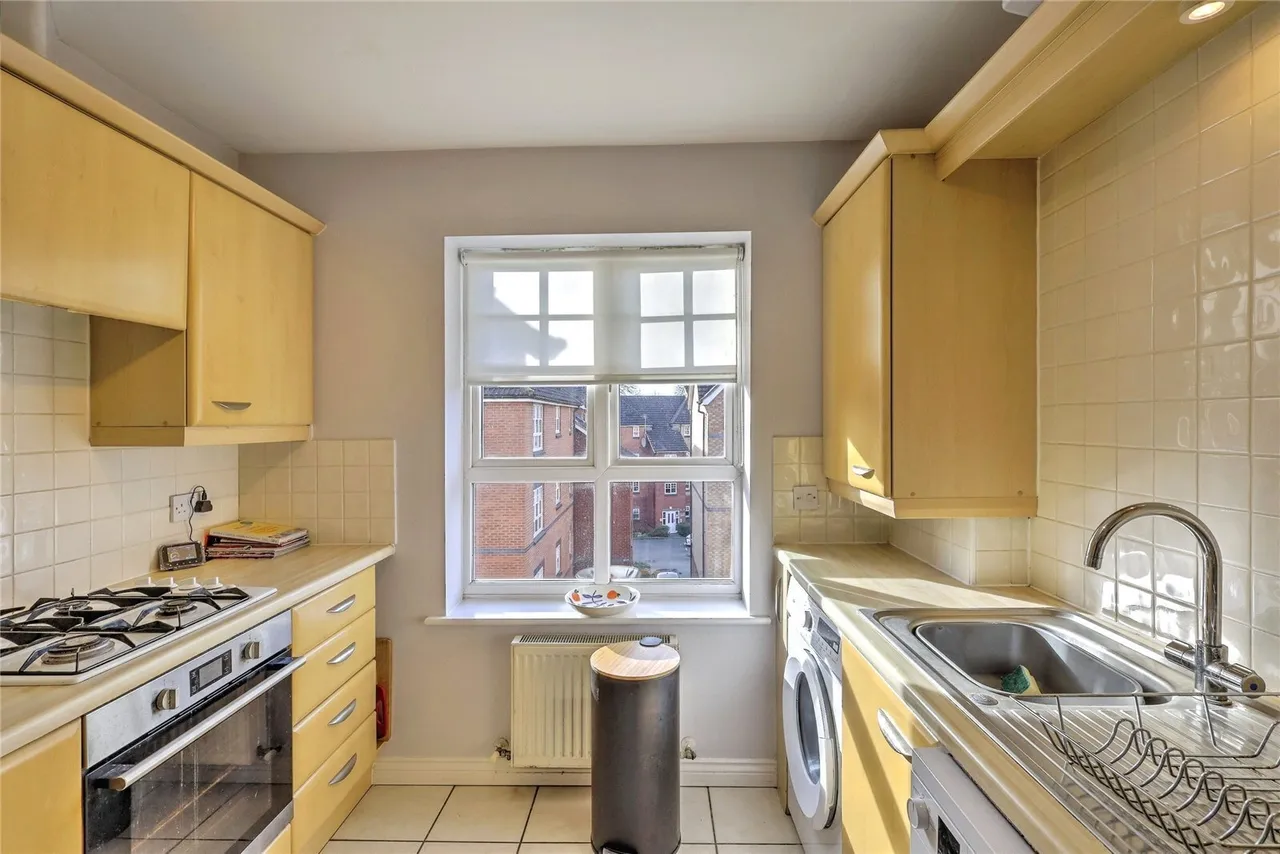 Beckets View, Northampton, Northamptonshire, NN1, photo 11