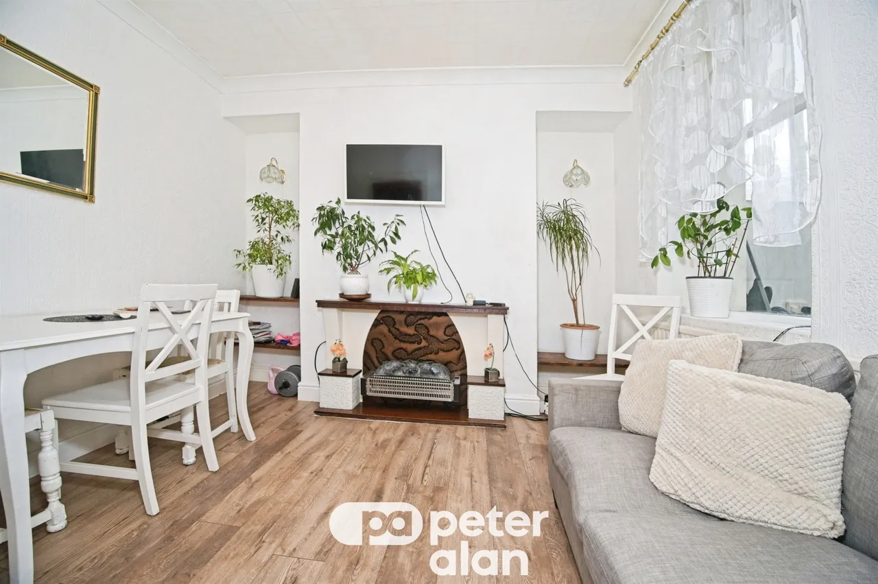 Alfred Street, Maesteg, CF34, photo 5