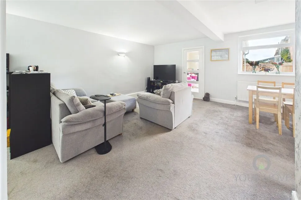 Hyde Road, Roade, NN7, photo 19