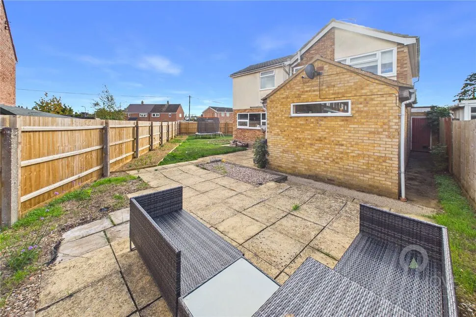 Hyde Road, Roade, NN7, photo 24