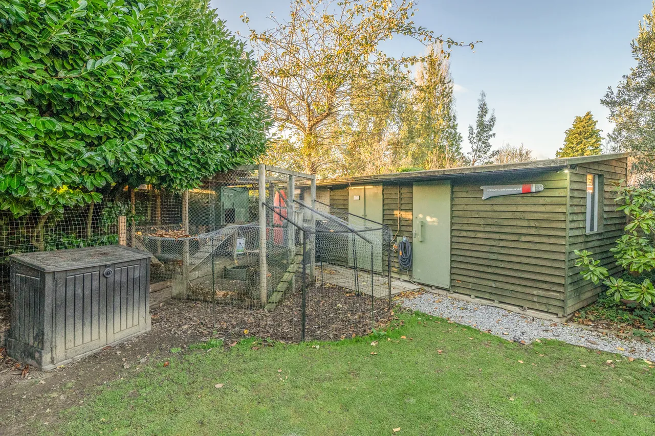 Denham Lane, Chalfont St. Peter, SL9, photo 25