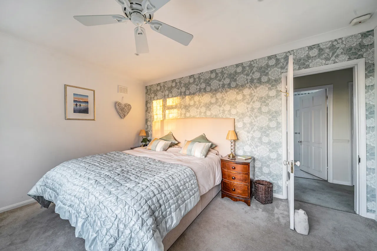 Denham Lane, Chalfont St. Peter, SL9, photo 12
