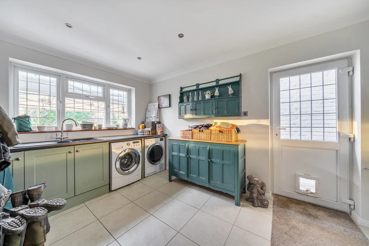 Denham Lane, Chalfont St. Peter, SL9, photo 15