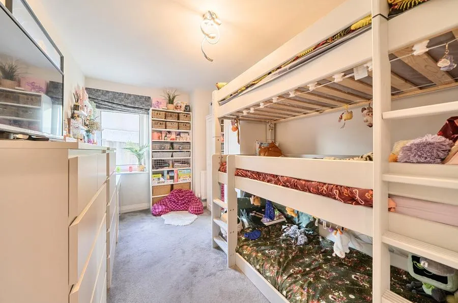 Waterloo Road, Uxbridge, UB8, photo 7