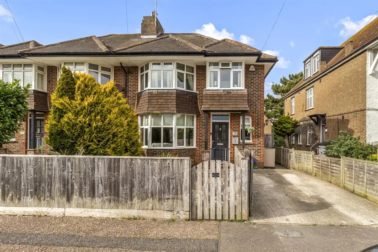 Rugby Road, Worthing, photo 24
