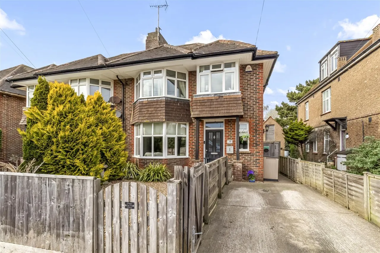 4 bed house for sale — Rugby Road, Worthing