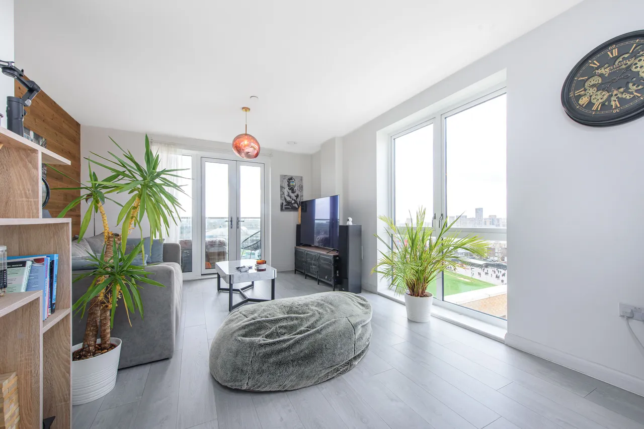 Flat 30, 1 Trobridge Parade, Grahame Park Way, London, photo 2