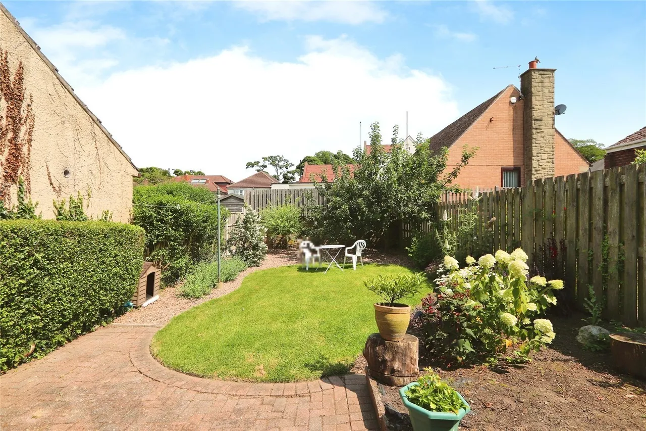 Meadow View Road, Sheffield, South Yorkshire, S8, photo 4