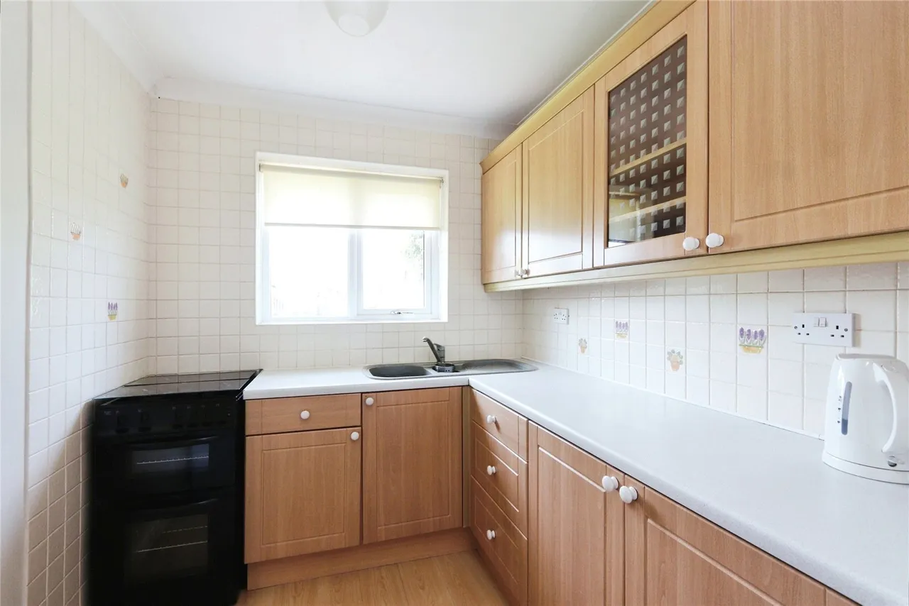 Meadow View Road, Sheffield, South Yorkshire, S8, photo 2