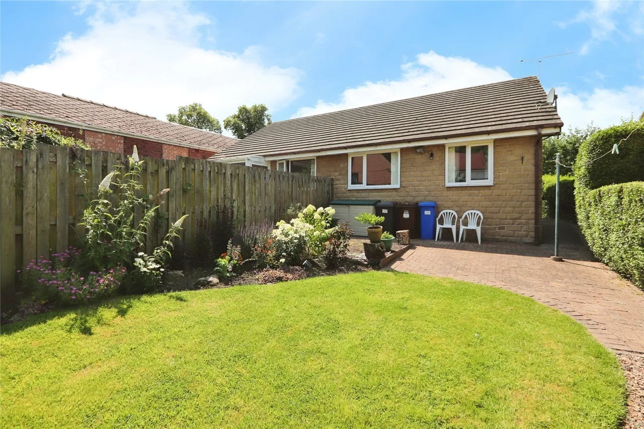 Meadow View Road, Sheffield, South Yorkshire, S8, photo 16